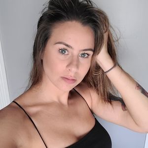 Meet your Posher, Chrissy